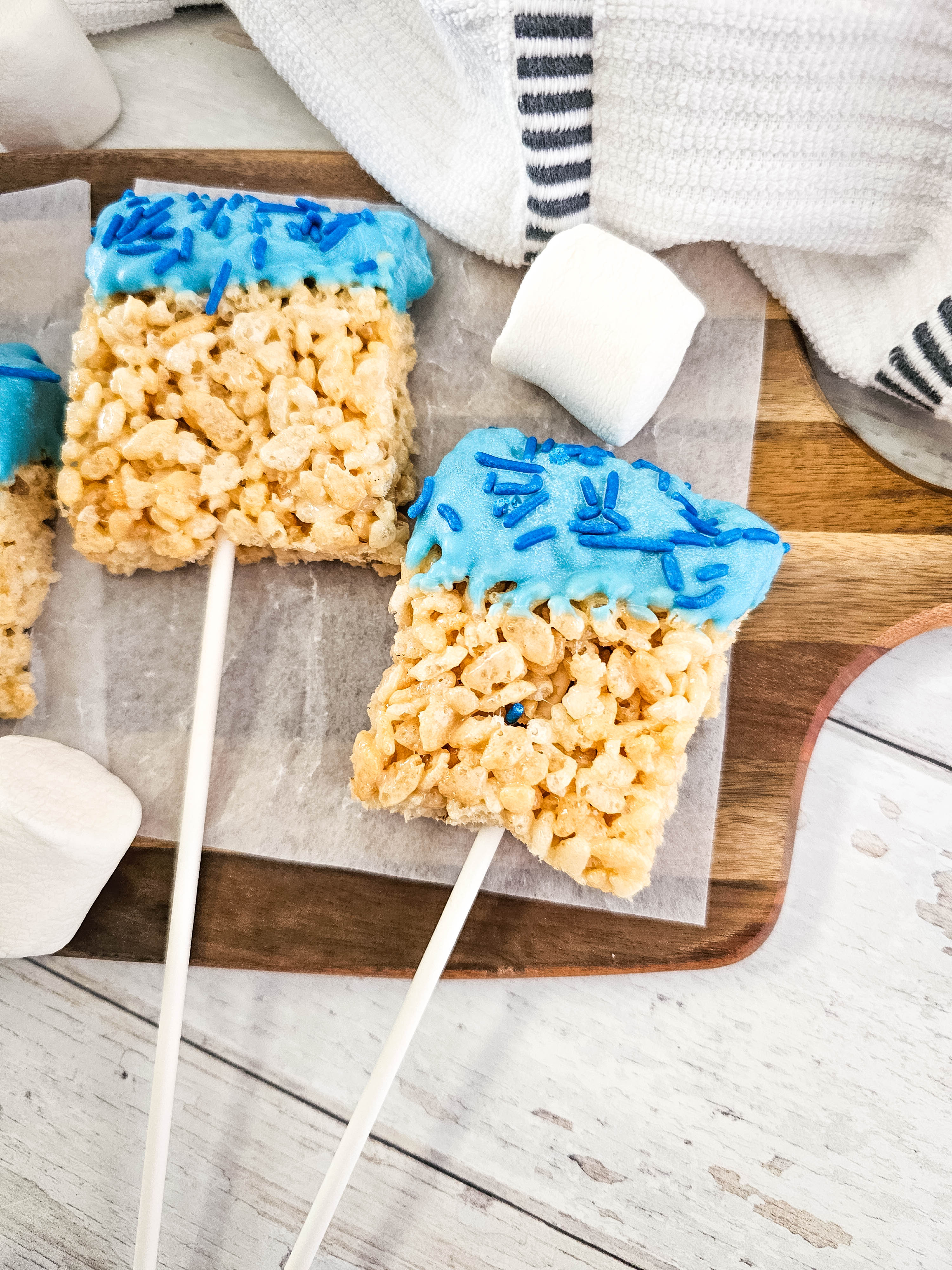 Blue Candy Coated Rice Krispies Pops - Craft Your Happy Place