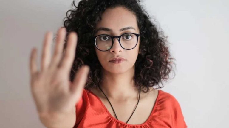 20 Phrases That Will Put Rude People Instantly in Their Place - Craft ...