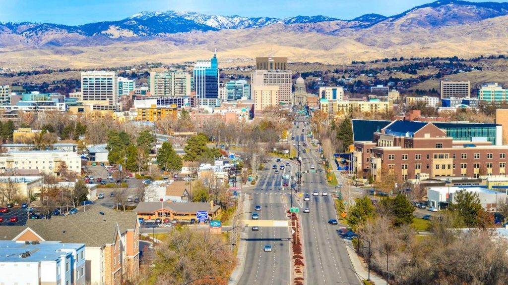 Epic Solo Travel Destinations in the U.S. for the Adventure of a Lifetime