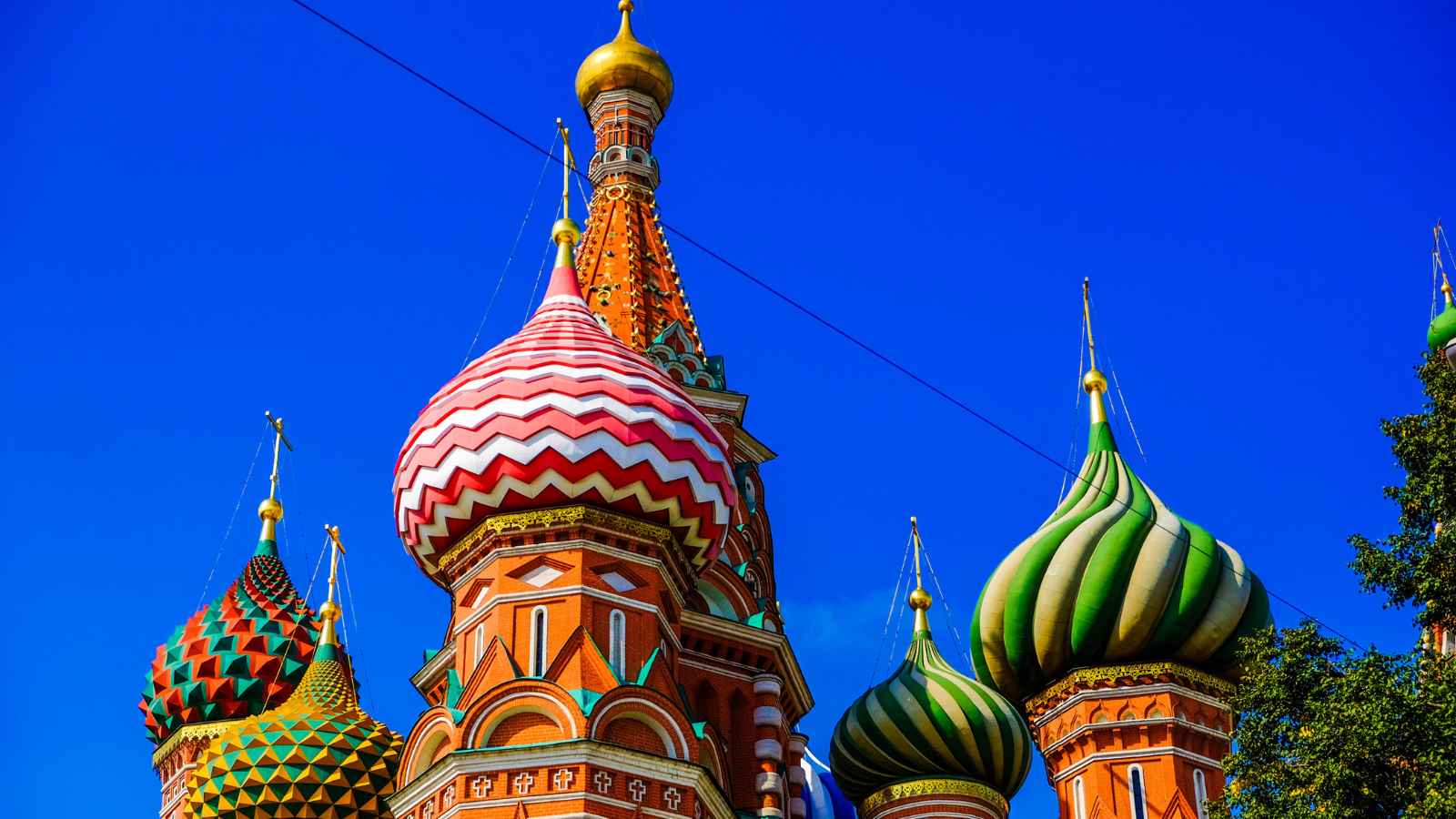 18 Destinations Every Solo Female Traveler Should Avoid for Safety