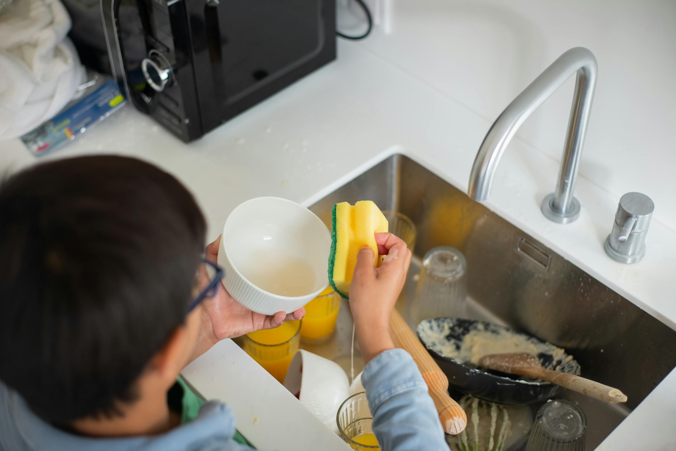 18 Common Energy-Saving Myths That Are Actually Wasting Your Money