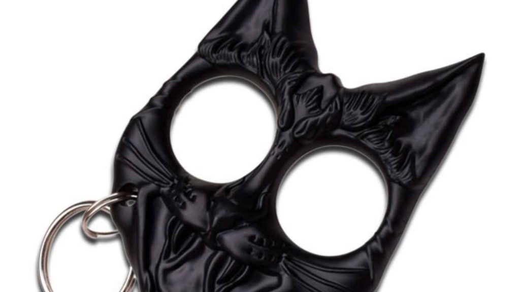 17 Non-Lethal Self-Defense Tools You&rsquo;ll Want in Any Emergency Kit