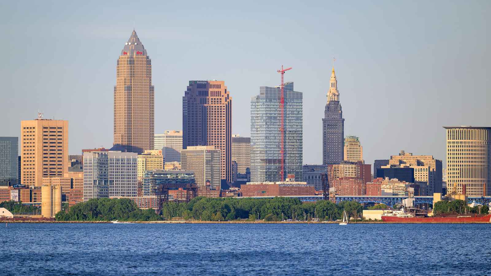 17 of the World’s Most Dangerous Cities You Need to Know About (Including 6 in the US)