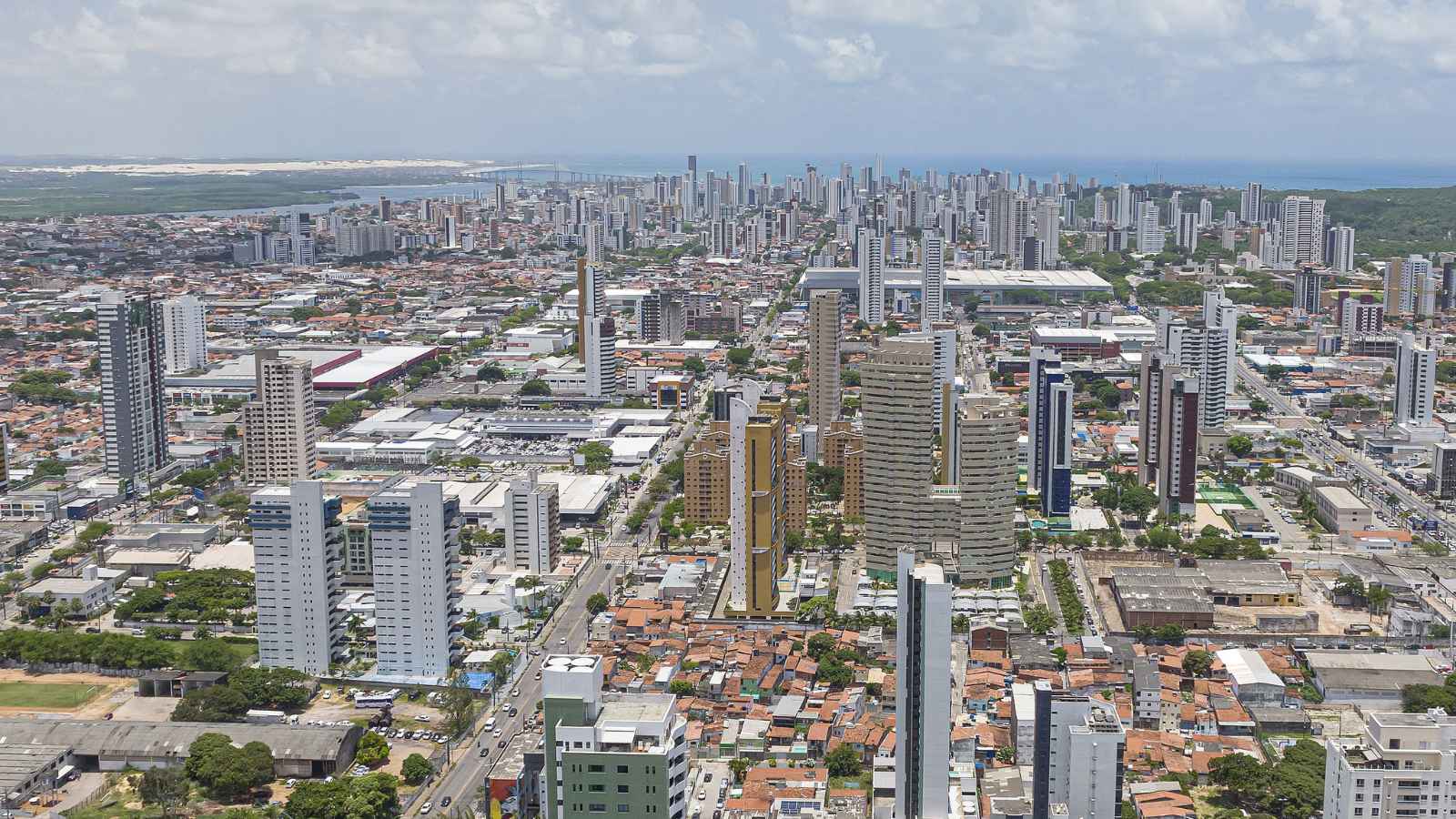 17 of the World’s Most Dangerous Cities You Need to Know About (Including 6 in the US)