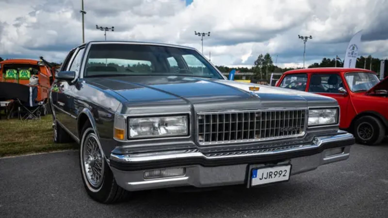 18 Classic Cars That Were Once Highly Valued but Are Now Worth Far Less Than Most People Expect, Ranked