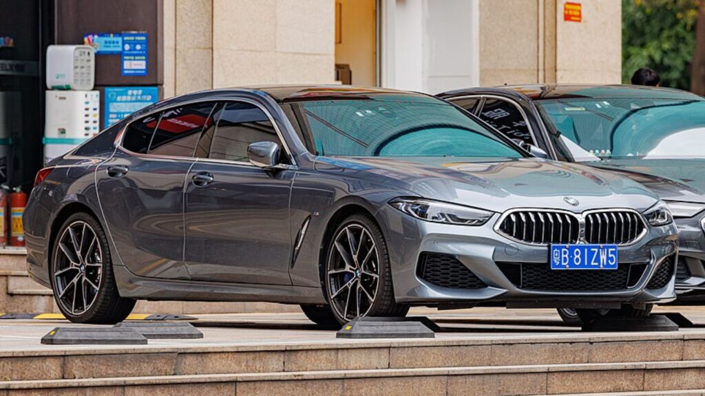 BMW 8 Series