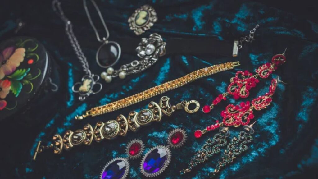 Unworn Jewelry
