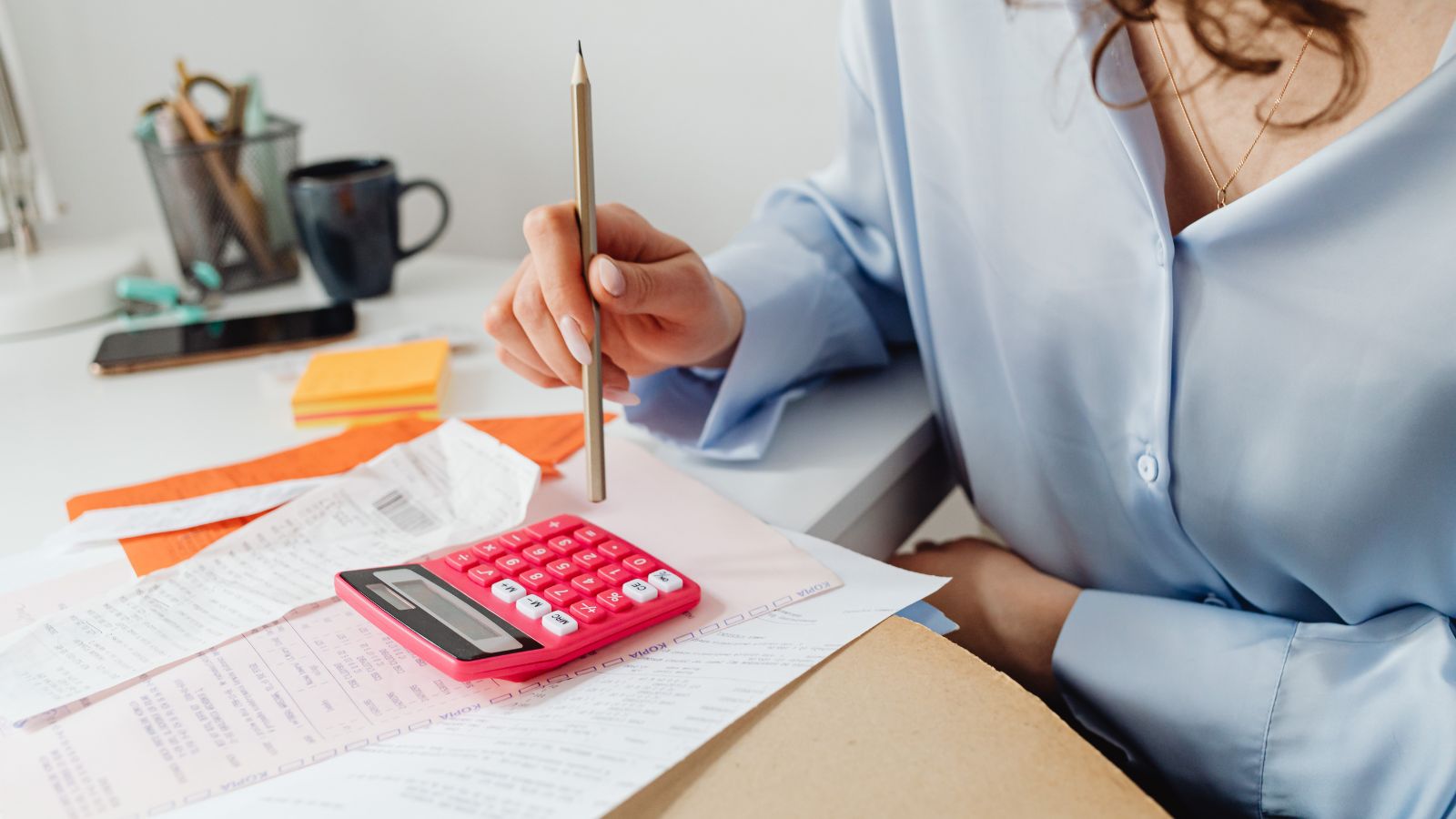 17 Bills You Should Keep Off Autopay to Avoid Costly Mistakes