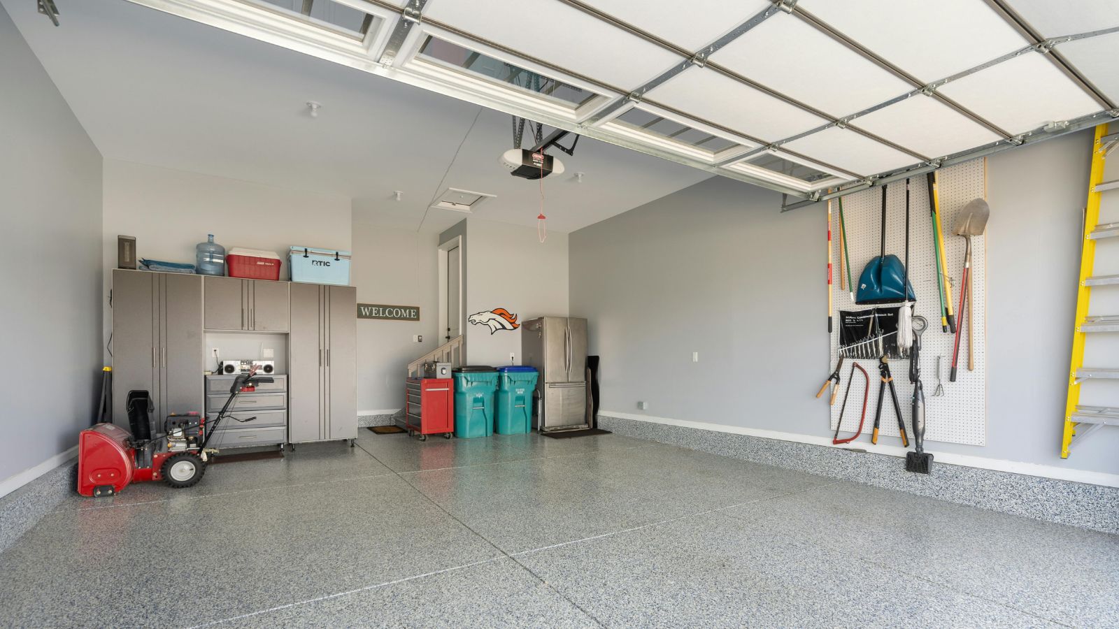 garage